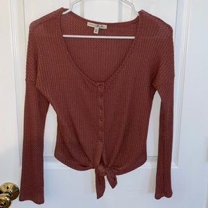 Burgundy knit long sleeve shirt
